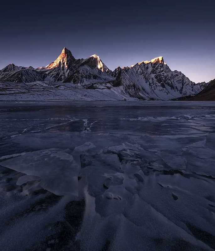 Amacimi Snow Mountain & Zongcuo Lake detail view 1