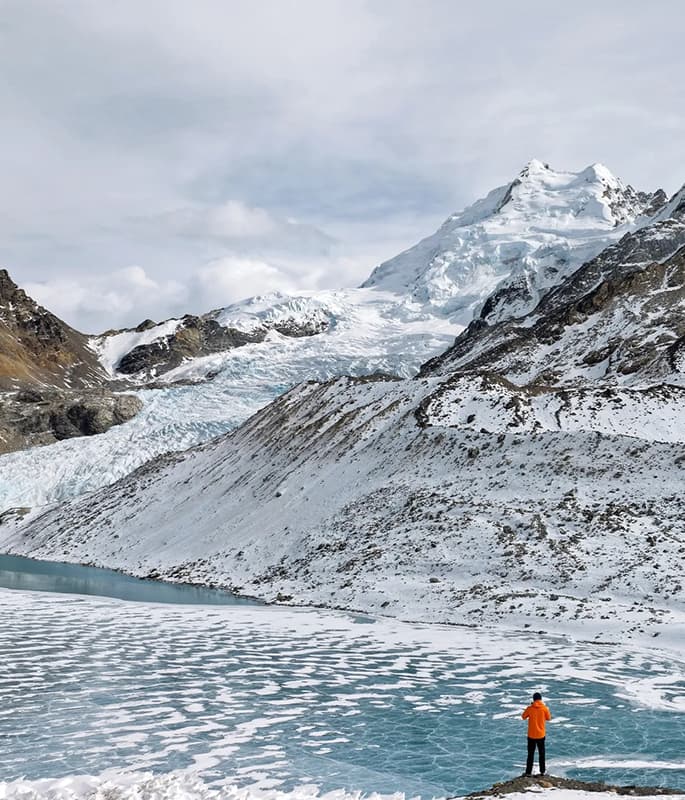 Niangzongmajue Glacier detail view 8