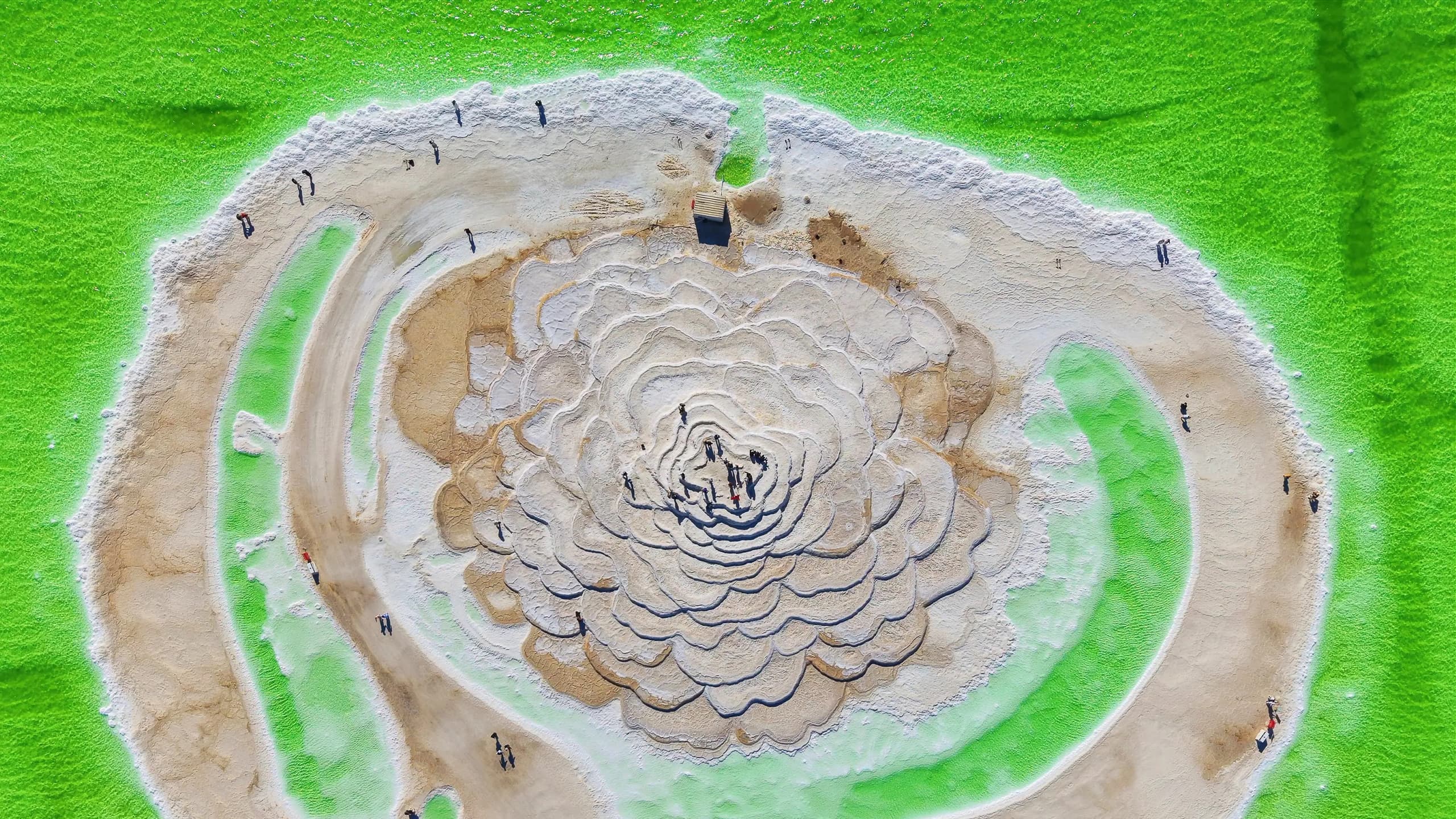 Chaerhan Salt Lake private journey landscape