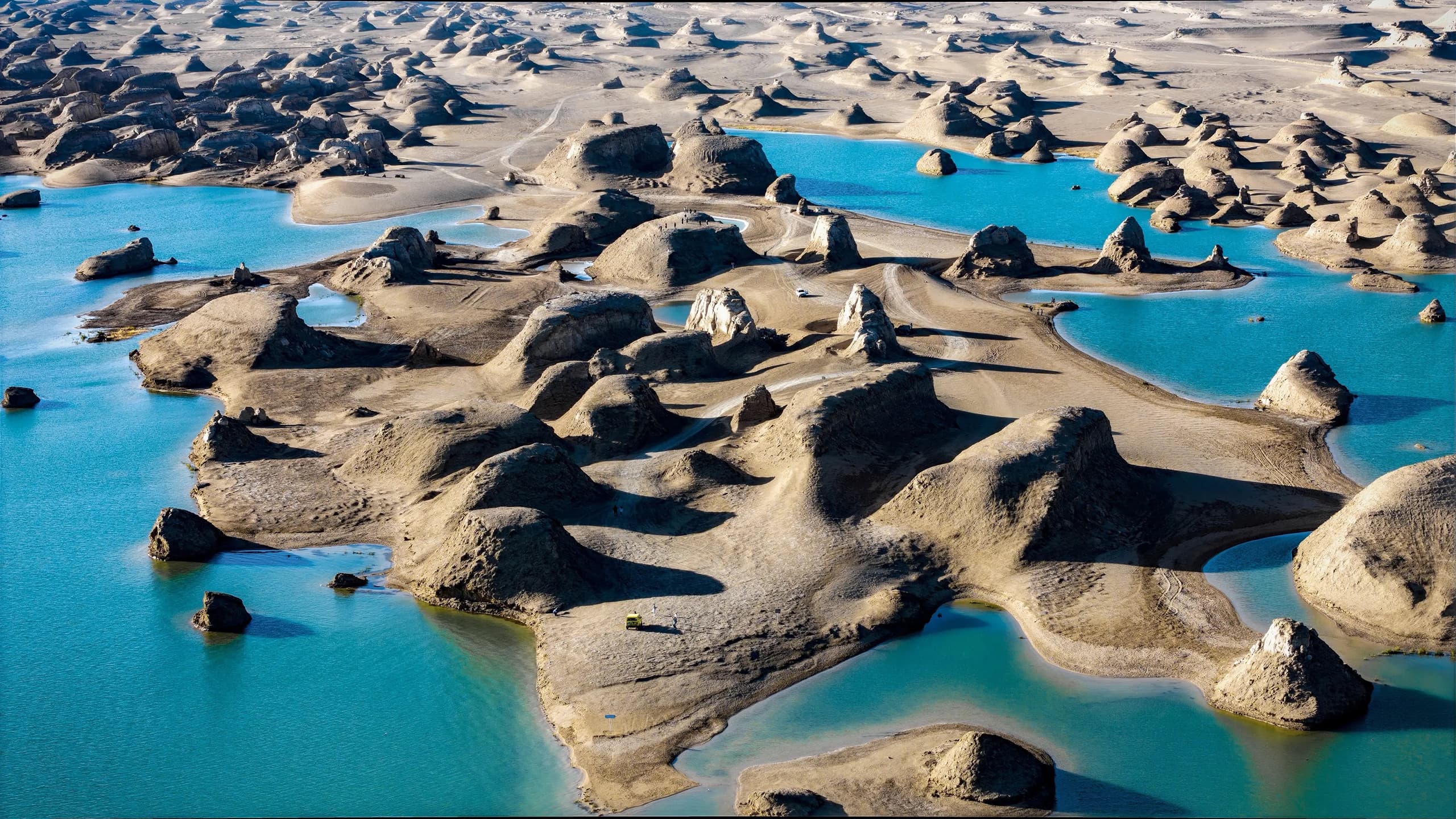 Water Yadan private journey landscape